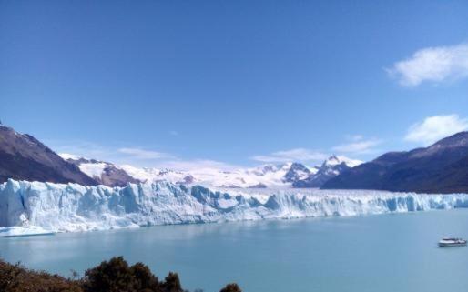 Hospedaje Manantiales Hotel El Calafate Luaran gambar